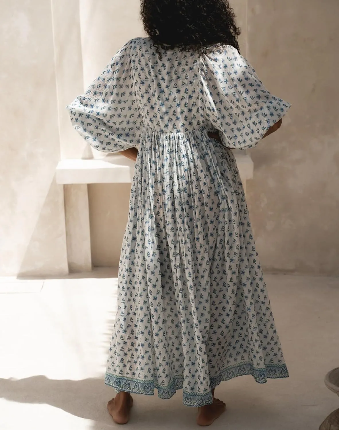 Boho Floral Maxi Dress for Women Puff Sleeve V Neck Loose Flowy Long Dress Beach Oversized Tiered Swing Sundress