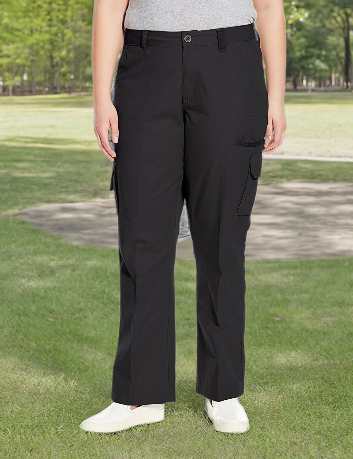 Dickies Women's Plus-Size Relaxed Cargo Pant