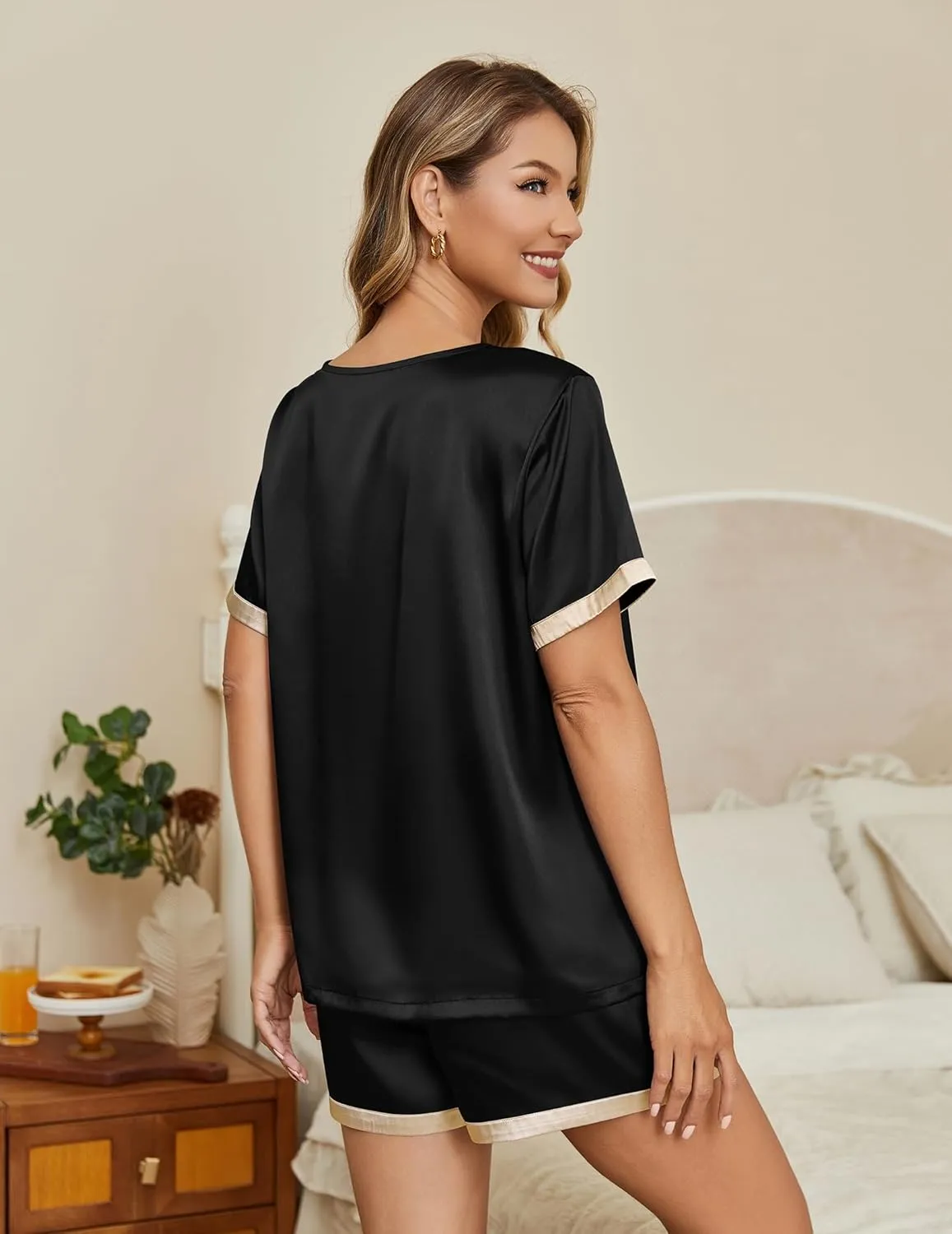 Ekouaer Silk Pajamas for Women Short Sleeve Satin Sleepwear Soft 2 Piece Pjs Shorts Set Loungewear,S-XX
