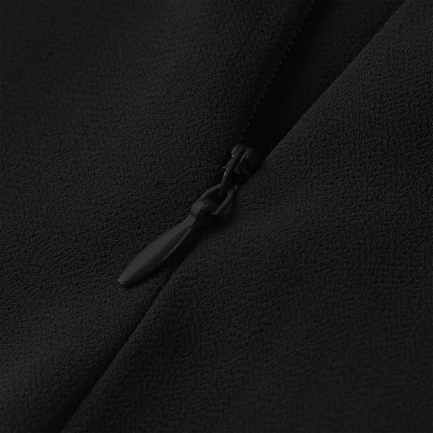Plus Size Sexy Off The Shoulder Cocktail Dress for Women Trendy Sleeveless Chiffon Formal Ruched Midi Halter Dress