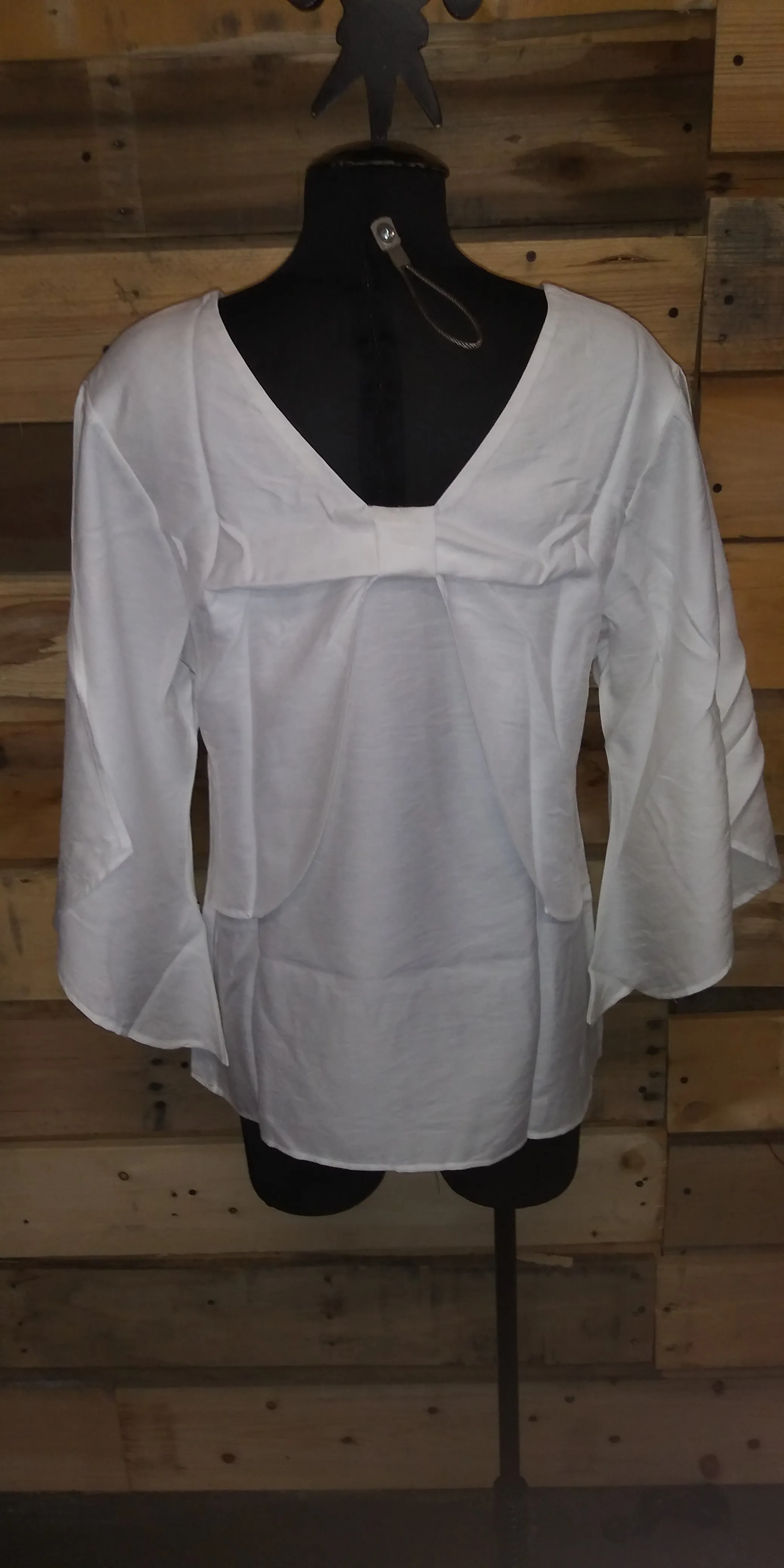 Solid V-Neck Bowknot 3/4 Open Sleeve Shirt MT1104